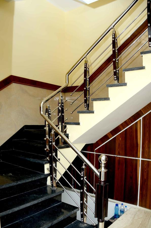 Hotel Shikhar Darshan Ujjain Exterior foto